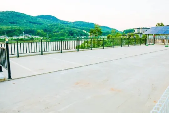 Ganghwado Dandelion Pension Отели рядом с достопримечательностью «Музей истории Канхва»