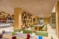 Holiday Inn BANGKOK by IHG - breakfast