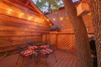 Sugar Pine - Pet friendly
