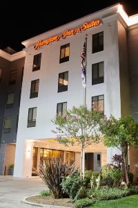 sherman oaks pet friendly hotels