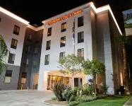 Hampton Inn & Suites Los Angeles/Sherman Oaks Hotels in Los Angeles