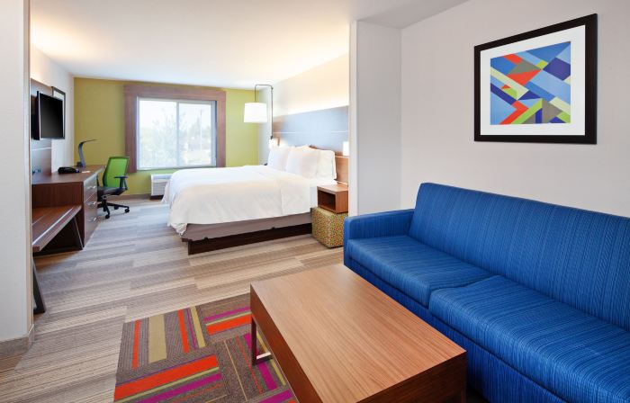 Holiday Inn Express & Suites CLOVIS-FRESNO AREA by IHG