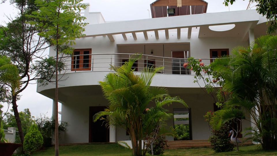 Hotel Virsaa Holiday Inn Madurai
