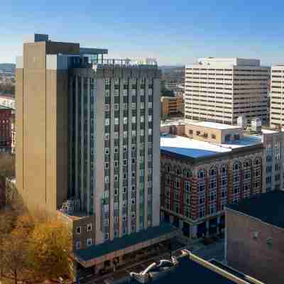 Embassy Suites by Hilton Knoxville Downtown Hotel Exterior