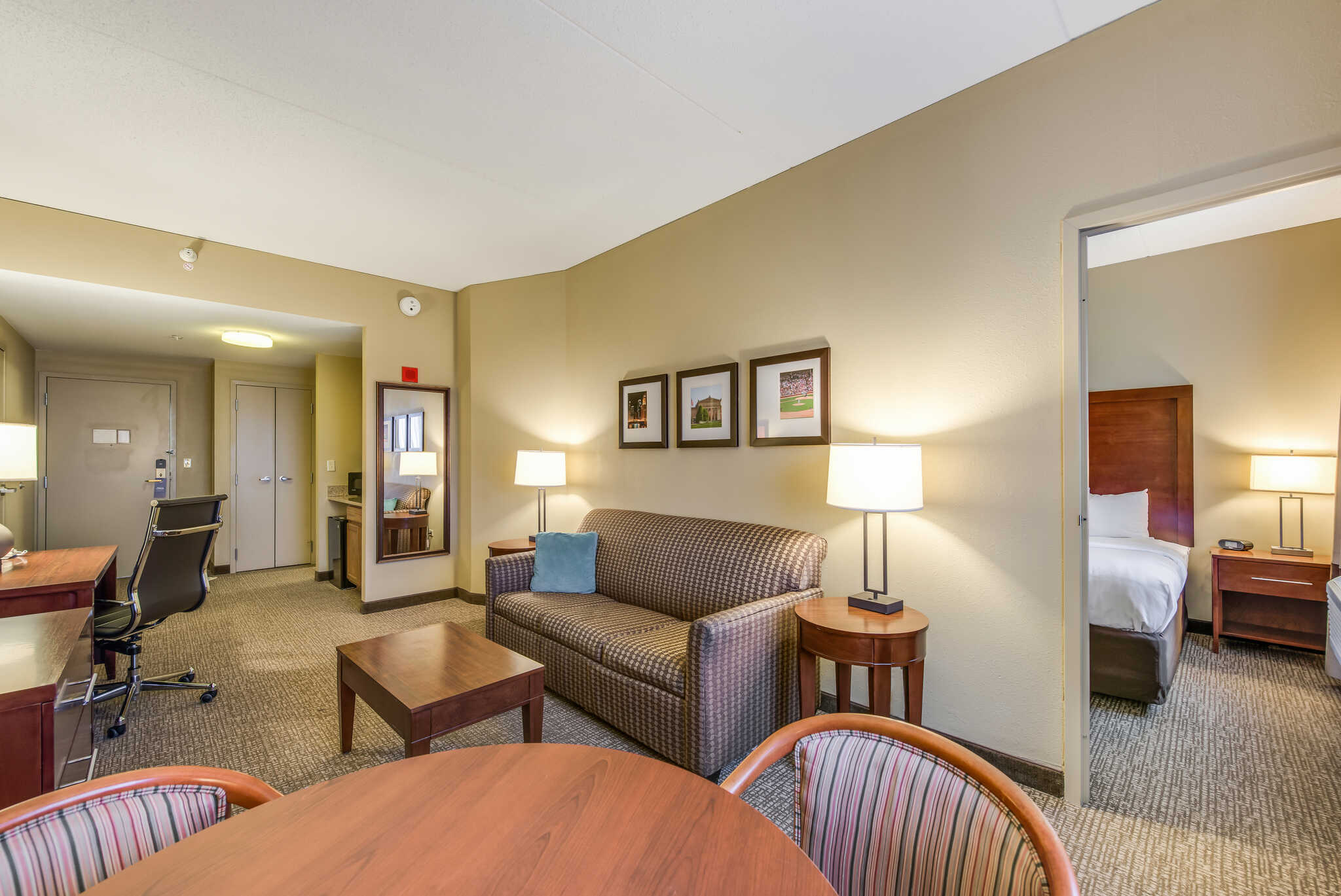 Comfort Suites Chicago O'Hare Airport