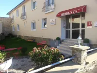 Hotel Le Chapeau Rouge Hôtels à : Pacé