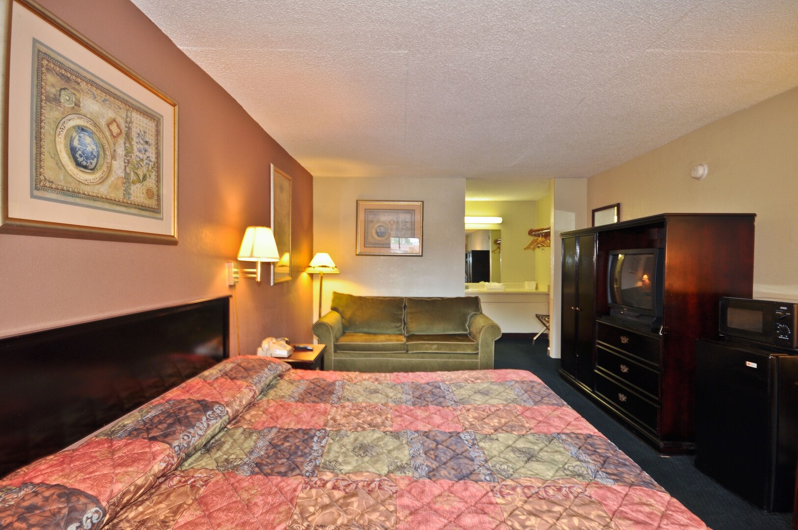 Country Hearth Inn & Suites Marietta