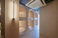 KINN カプセル: HER スペース (女性のみ)