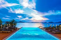 Yeosu Marine Terrace Poolvilla - Pools
