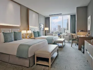 Trump International Hotel & Tower® Chicago