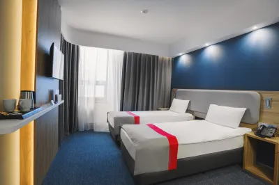 Gopark Hotel Hotels near Renus