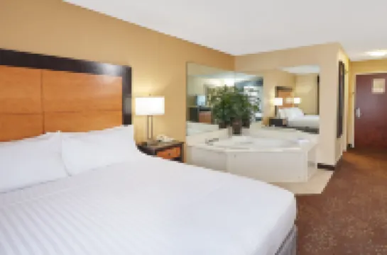 Comfort Inn & Suites Buford Near Mall of Georgia