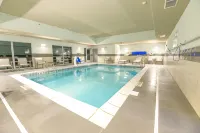 Holiday Inn Express & Suites DAYTON EAST - BEAVERCREEK by IHG - Pools