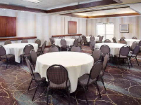 Homewood Suites by Hilton Cleveland - Solon Hotels in Solon