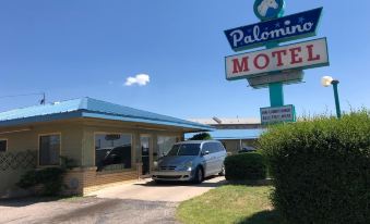 Palomino Motel