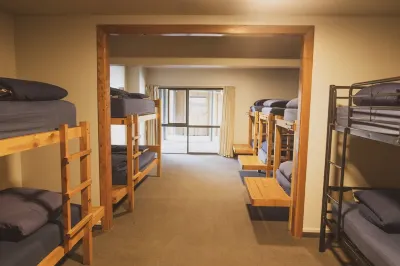 Dusky Lodge Hotels in 