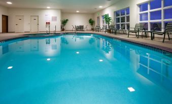 Holiday Inn Express & Suites Stevens Point