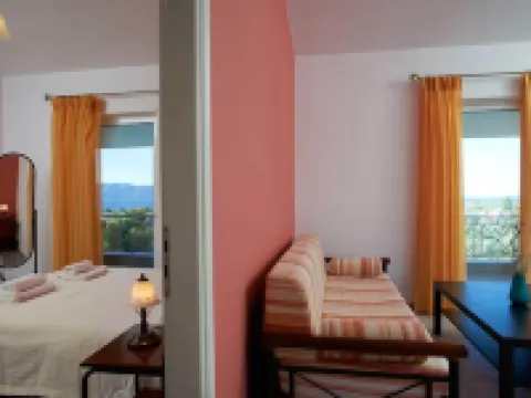 Irene Studios Hotels in Istiaia-Aidipsos