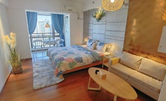 Dingzhou Yijia Homestay (Jueqishan Railway Station Branch)