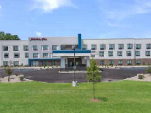 Niles的歡朋旅館 貝林縣酒店