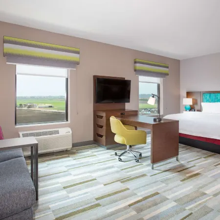 Hampton Inn & Suites Watsonville