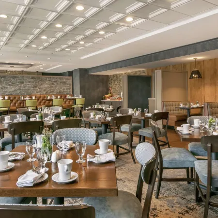 DoubleTree by Hilton McLean Tysons
