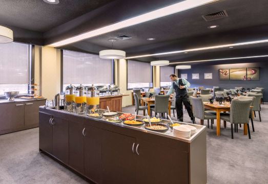 베스트 웨스턴 플러스 론세스톤 객실