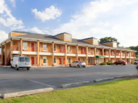 Quality Inn Albertville US 431 Hotels in Marshall County