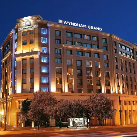 Zeus Wyndham Grand Athens