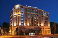 Zeus Wyndham Grand Athens Hotels in Metaxourgeio