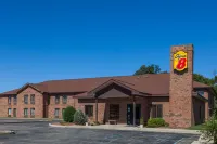 Super 8 by Wyndham Rochester Hotels in Rochester