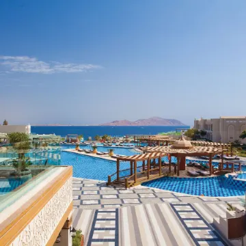 Sunrise Arabian Beach Resort Отели рядом с Аэропорт Офира