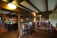Premier Inn Stafford North (Hurricane) - parking