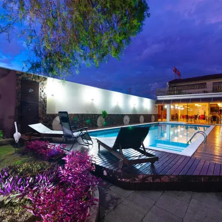 Hotel 365
