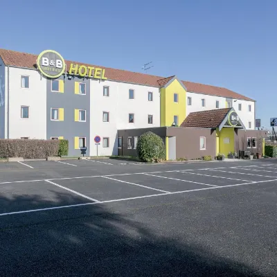 B&B Hotel Poitiers 1 Futuroscope Hotels near Futuroscope