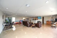 Instalodge Hotel and Suites Karnes City