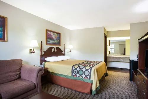 Super 8 by Wyndham Cabot