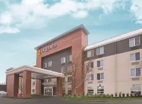 La Quinta Inn & Suites by Wyndham Detroit Utica Hôtels à : Utica