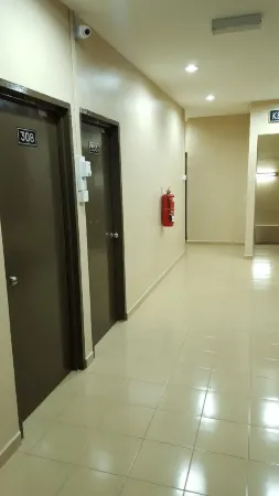 History Hotel Отели рядом с достопримечательностью «Galeri Seni Piring Hitam»