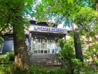 LiVEMAX RESORT HAKONEASHINOKO Các khách sạn ở Lake Ashi