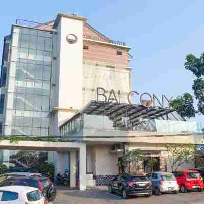 Balcony Hotel Sukabumi Hotel Exterior