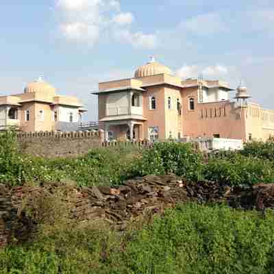 Bujera Fort Hotel Exterior