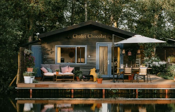 Beautiful Romantic Chalet in Geel