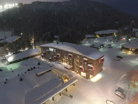 Levi Hotel Spa Отели рядом с достопримечательностью «Snow Village»