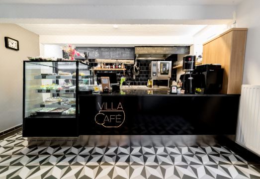 3. 부티크 호텔 빌..