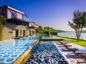 The Xcape Hotel River Kwai
