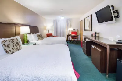 Alliance Hotel & Suites, a Howard Johnson by Wyndham Hotels in 