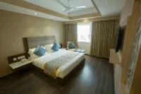 Hotel Saradha Grande Hotels in Pudukkottai