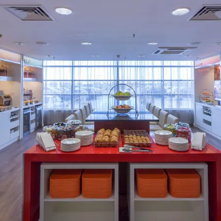 Hampton by Hilton Liverpool/John Lennon Airport