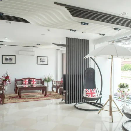 ThatLuang View Hotel Отели рядом с достопримечательностью «Храмовый комплекс Пха Тхат Луанг»